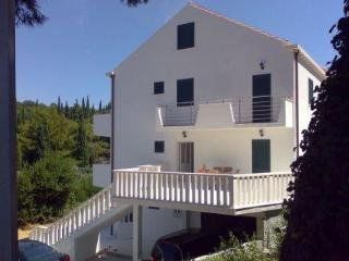 Royal Guest house 3*